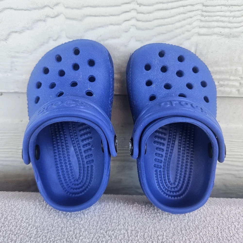 Crocs Classic Clog Baby Toddler SZ 2 3 Slip-On Blue Water Shoes Unisex My First